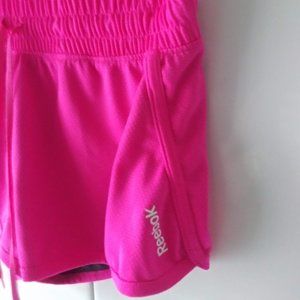 Reebok women dri-fit short pink size M